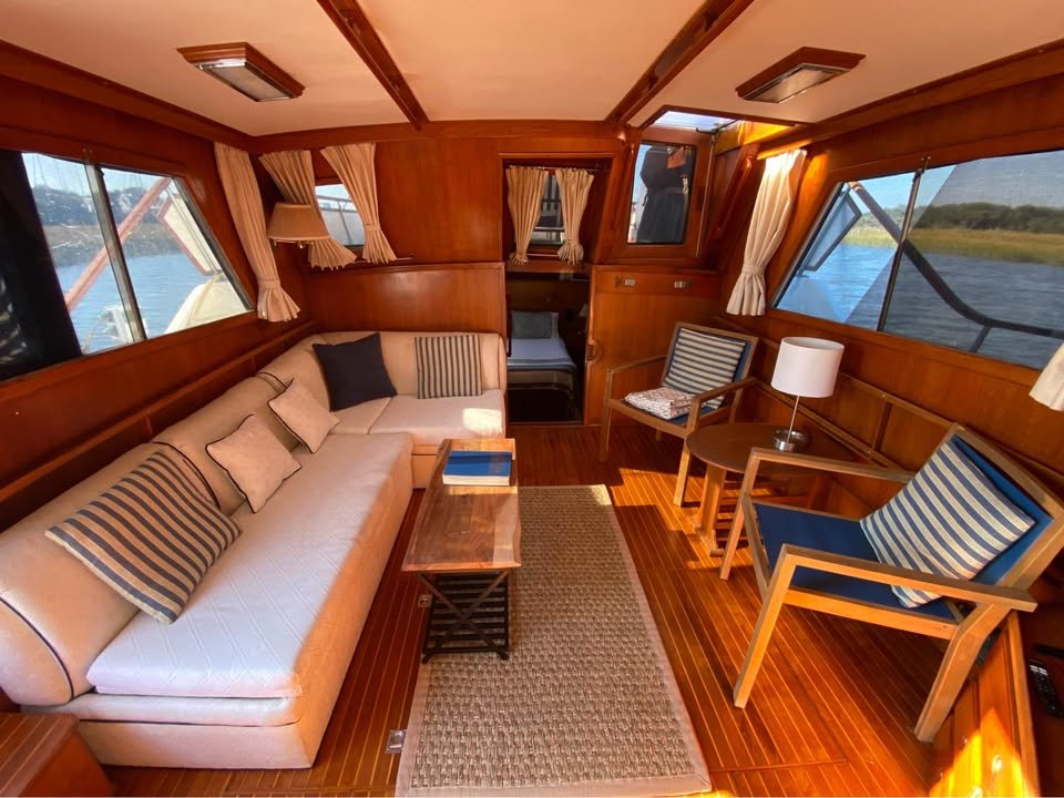 
								Albin 43 Sundeck Trawler 1990 full									