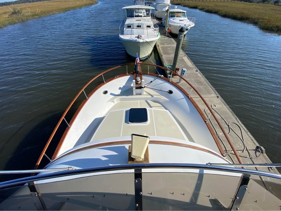 
								Albin 43 Sundeck Trawler 1990 full									