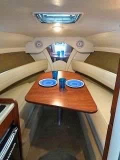 
								Rinker 250 Fiesta Vee 2007 full									