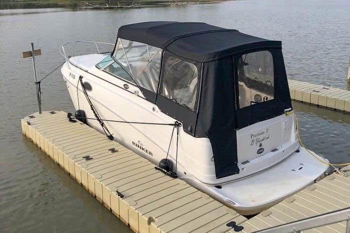 
								Rinker 250 Fiesta Vee 2007 full									
